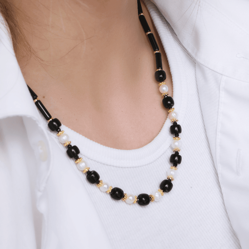 Collier de Perles Intemporelles