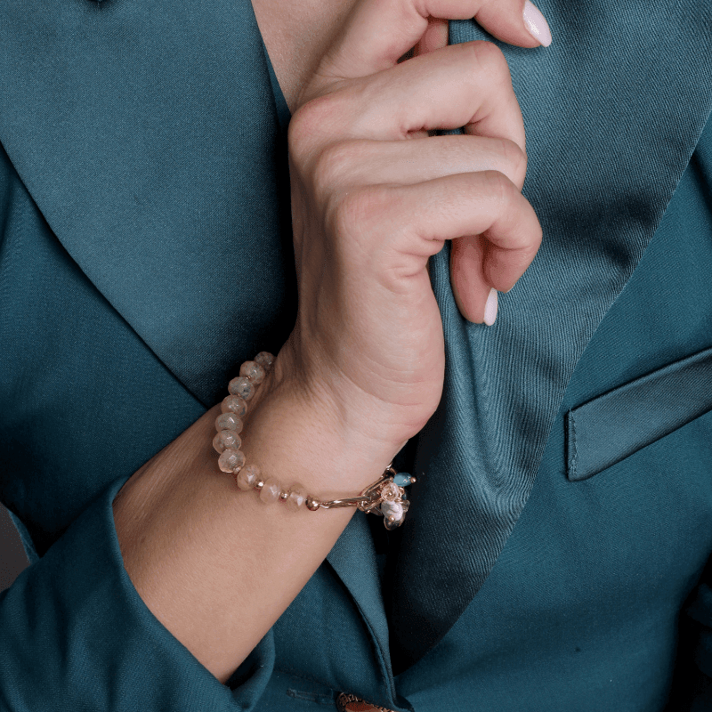 Bracelet Bénédiction Dorée en Améthyste, Turquoise Blanche, Cristal Jaune et Aigue-Marine