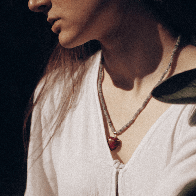 Collier de Perles de Guérison en Forme de Coeur