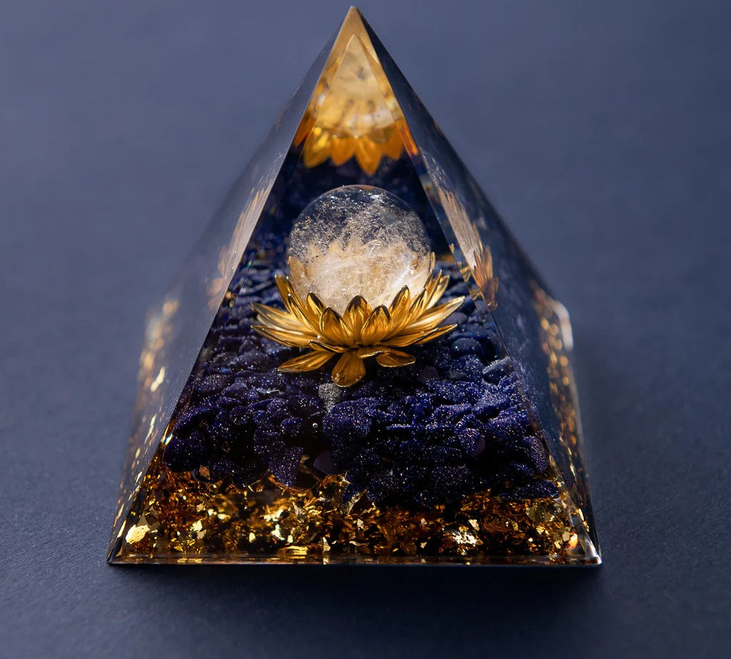 Pyramide Orgonite Égide de Prospérité