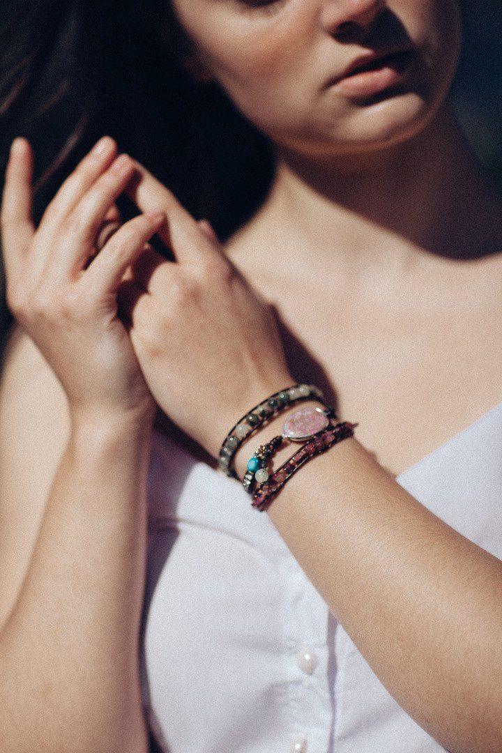 Bracelet Spirituel en Cuir et Préhnite