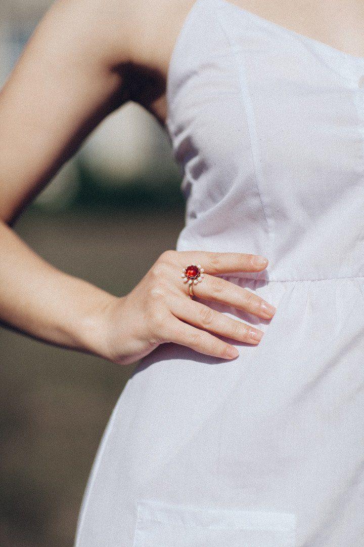 Bague en Perles d'Eau Douce Rouge Filaire