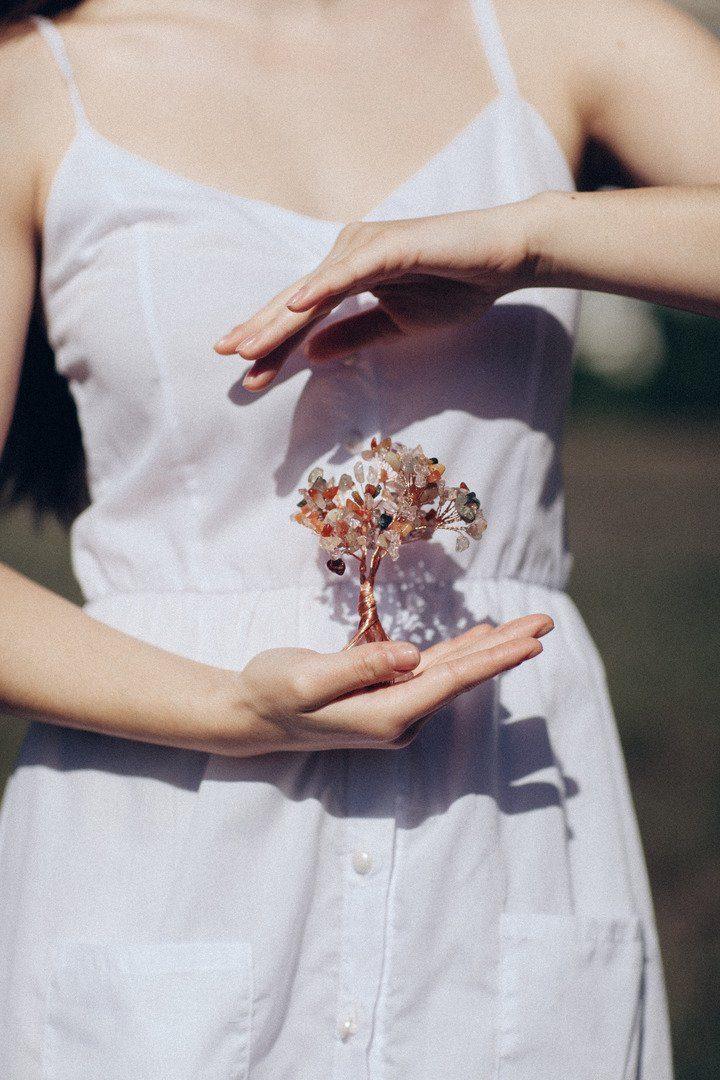 Arbre de Cristal Feng Shui avec Base Pyramidale - Protection et Énergie