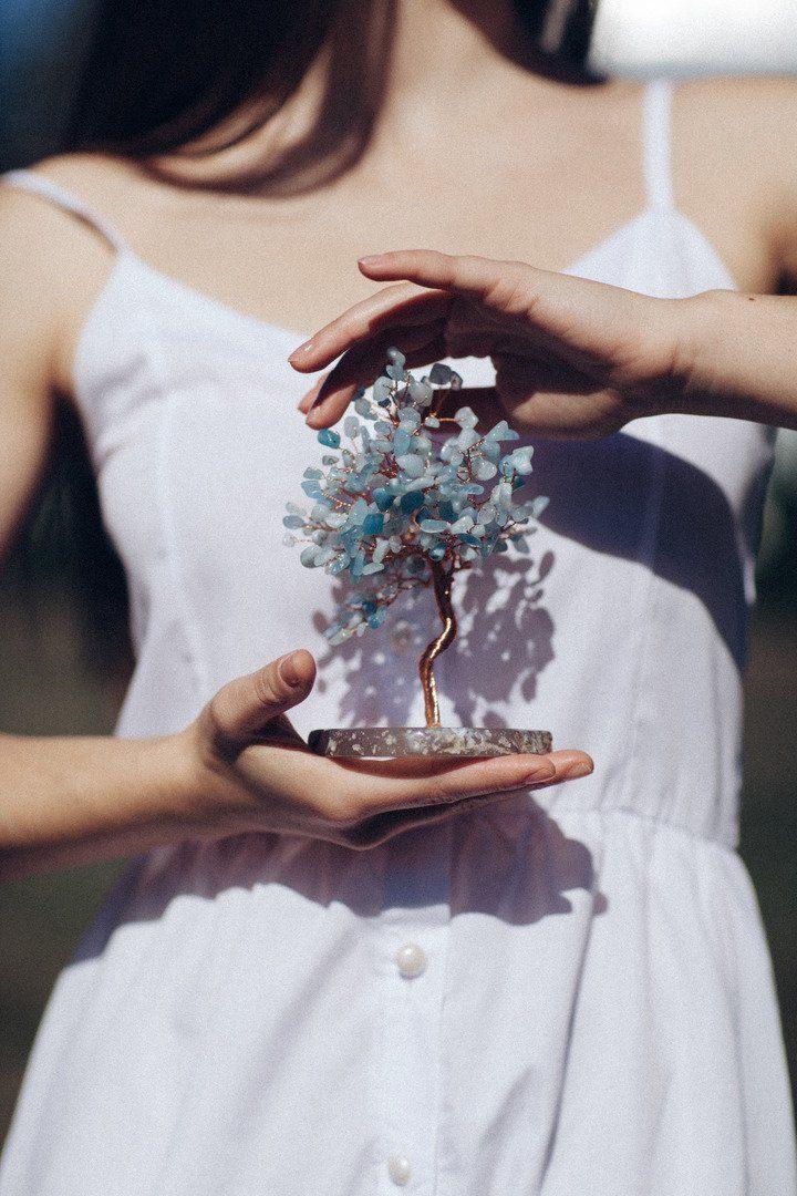 Arbre Feng Shui avec Base en Agate "Paix Intérieure & Sérénité" en Aigue-Marine