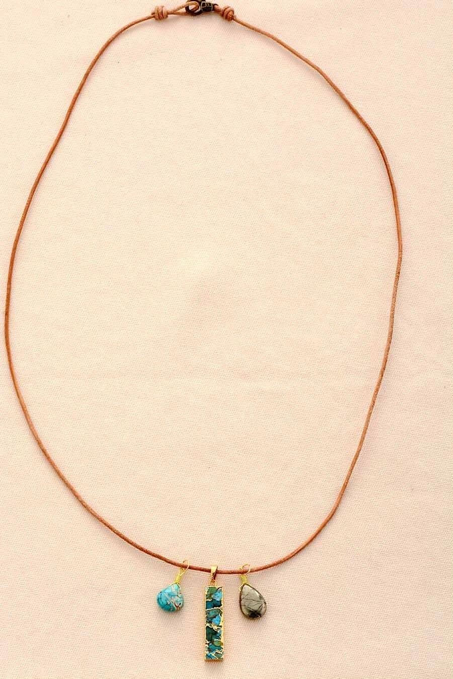 Collier Douce Simplicité en Turquoise et Pyrite