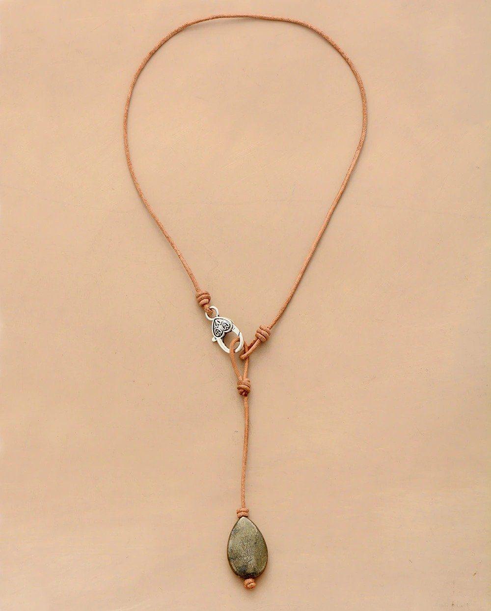 Collier Unisexe Éclat & Vigueur en Pyrite