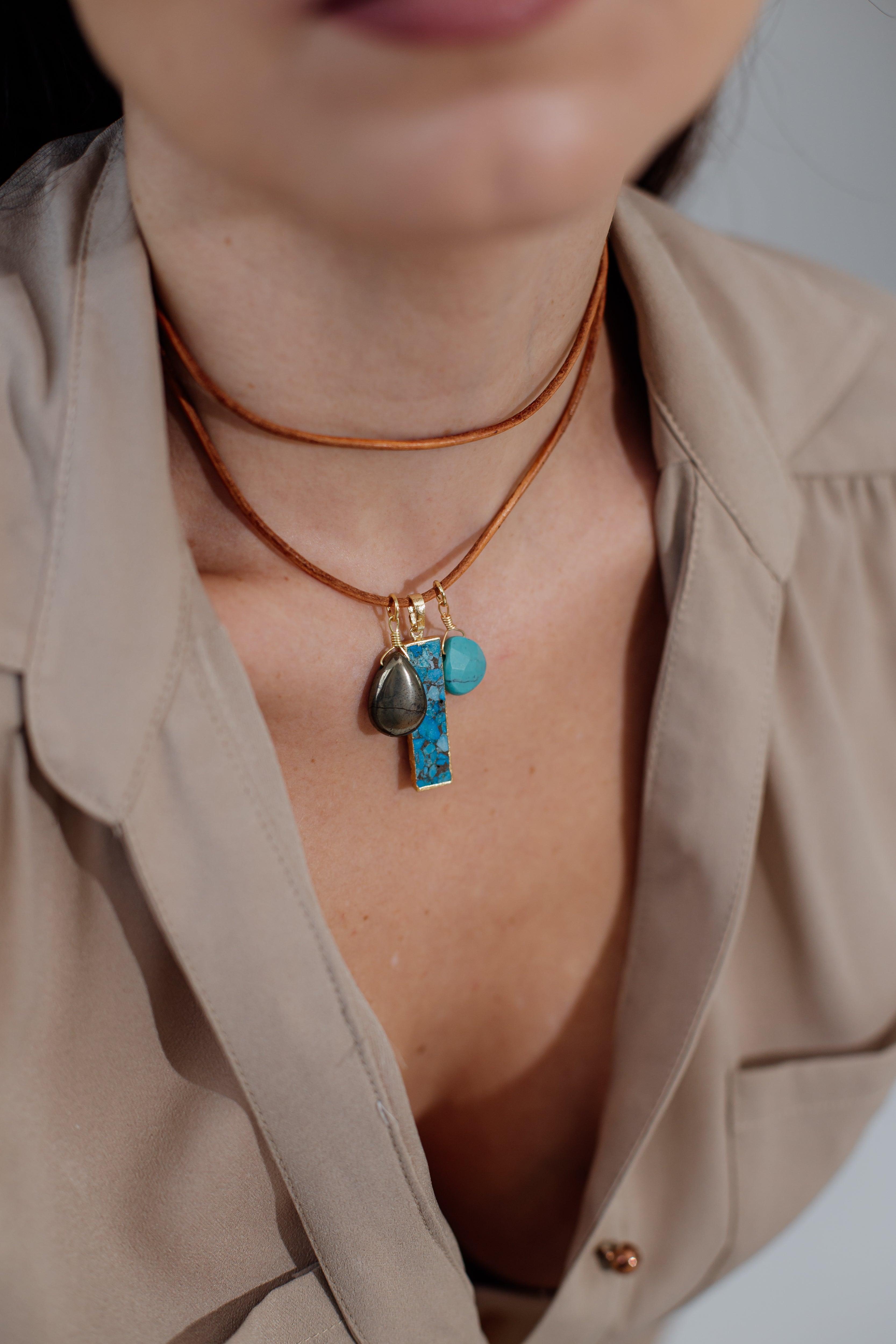 Collier Douce Simplicité en Turquoise et Pyrite