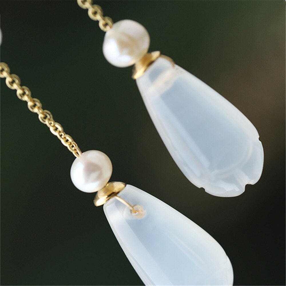 Pendants d'Oreilles Fleur en Perles Purifiantes et Agate Blanche