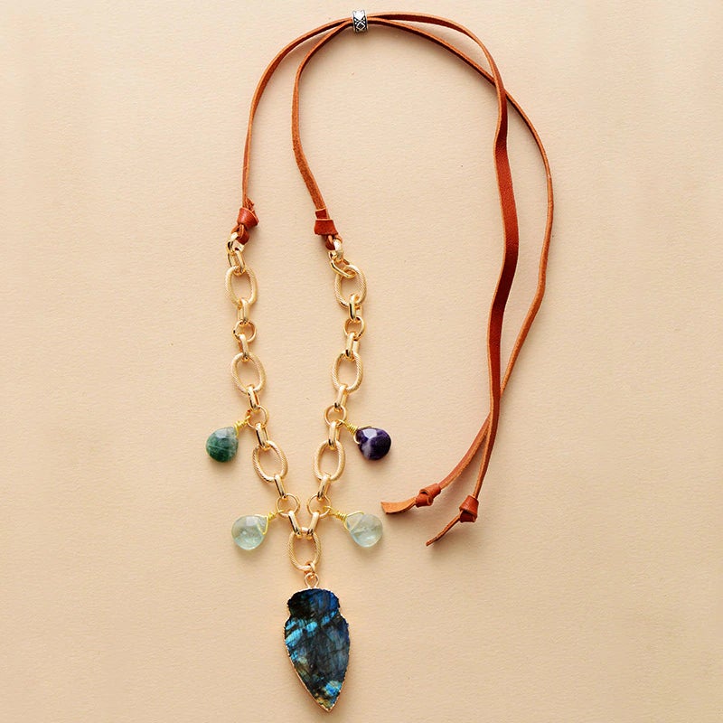 Collier Doré Renaissance en Quartz et Labradorite