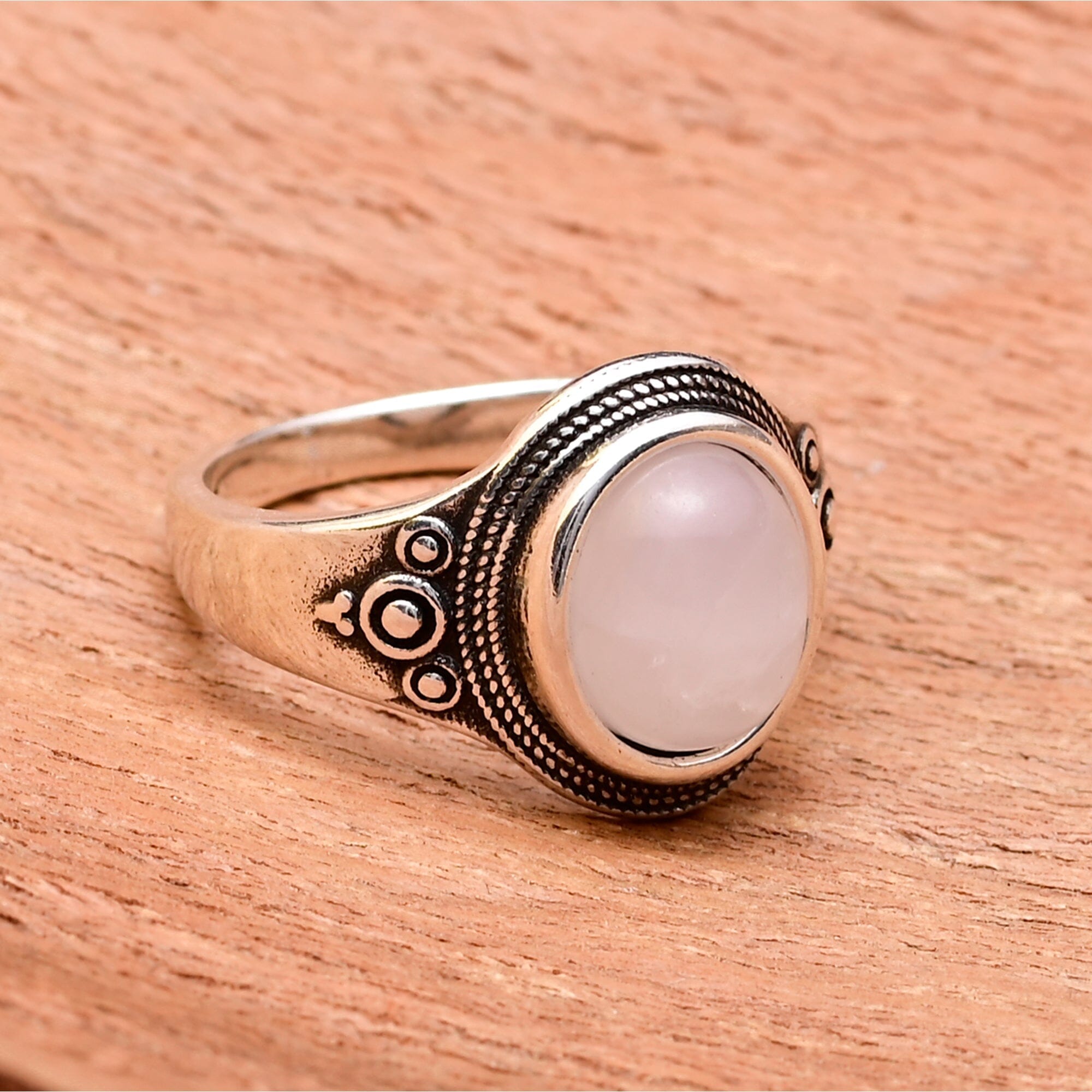 MACHA - Bague Positivité Intemporelle en Quartz Rose