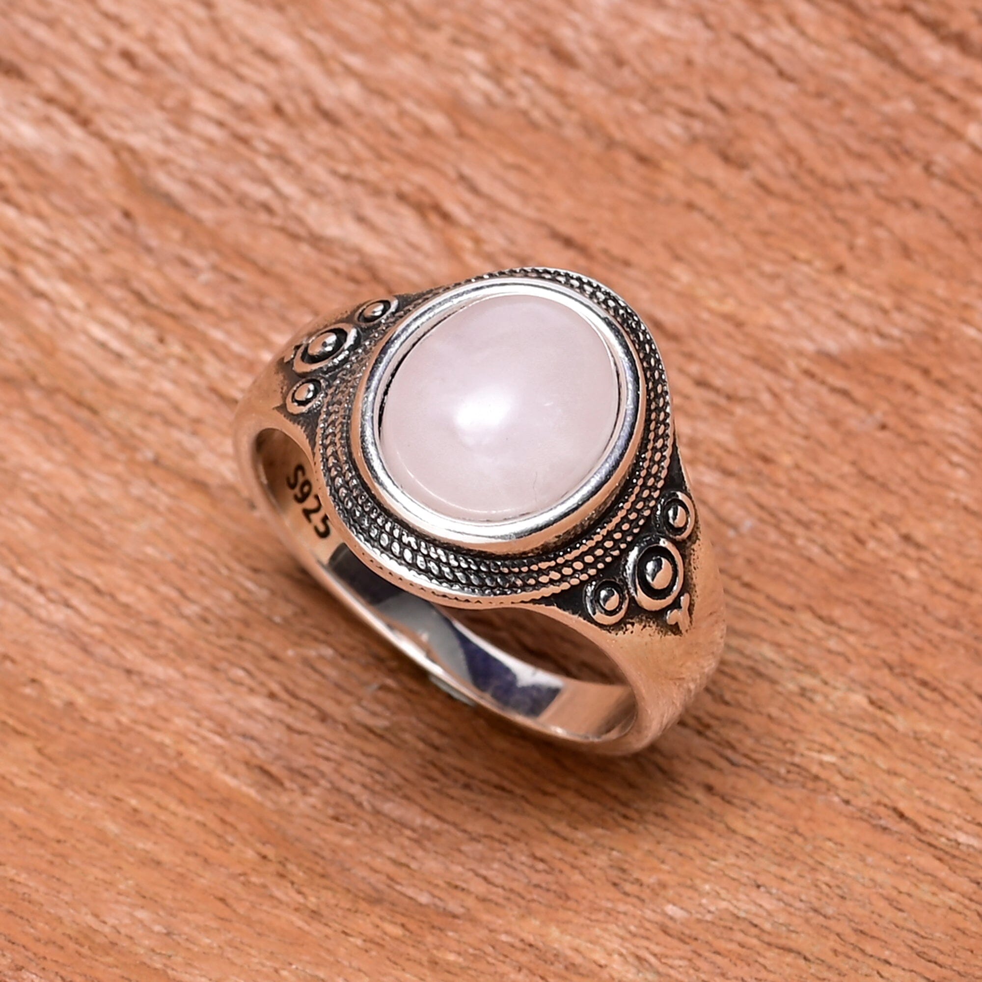 MACHA - Bague Positivité Intemporelle en Quartz Rose