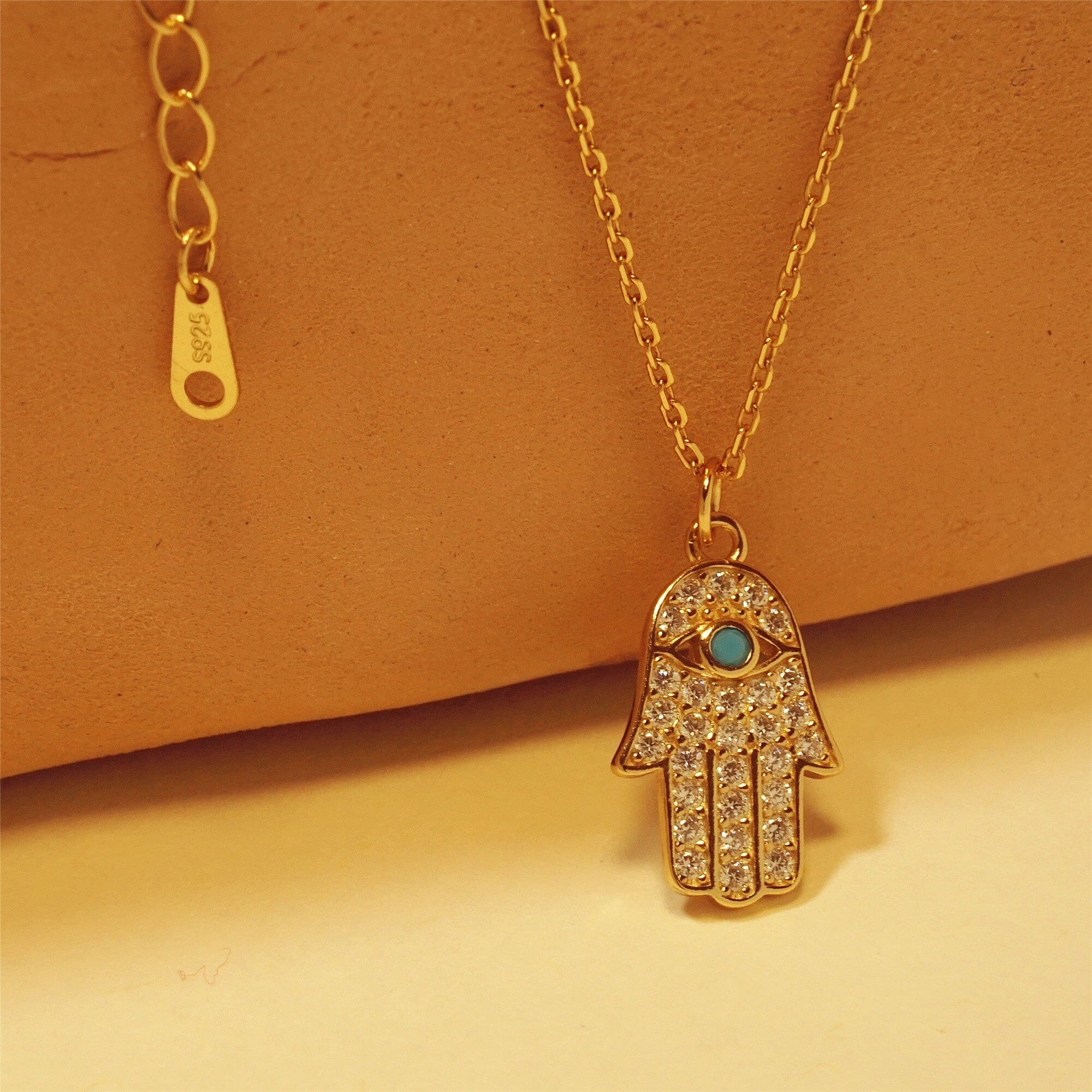 Collier Hamsa Abondante Prospérité en Or et Turquoise