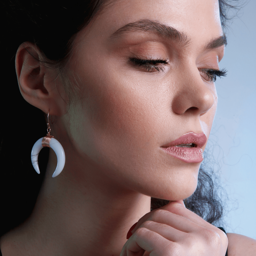 Boucles d'Oreilles Magie Lunaire en Forme de Demi-Lune