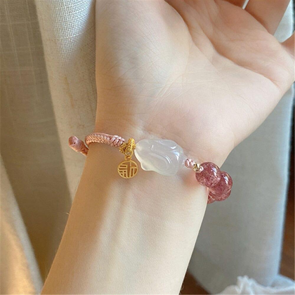 Bracelet Lapin Chance Abondante en Quartz Fraise et Jade Vert