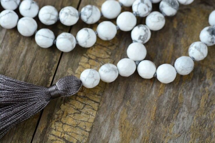 Collier Mala Détente & Sérénité en Howlite