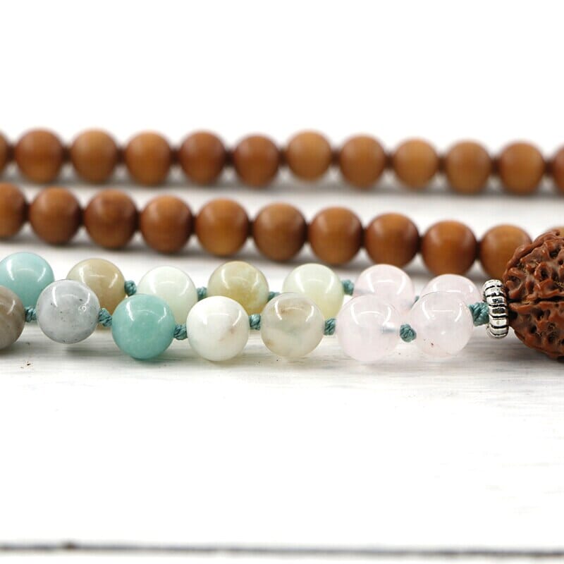 Collier Mala en Bois de Santal et Amazonite