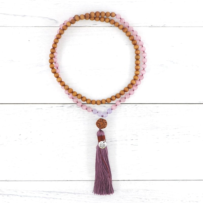 Collier Mala Douceur Sucrée en Opale Rose et Bois de Santal