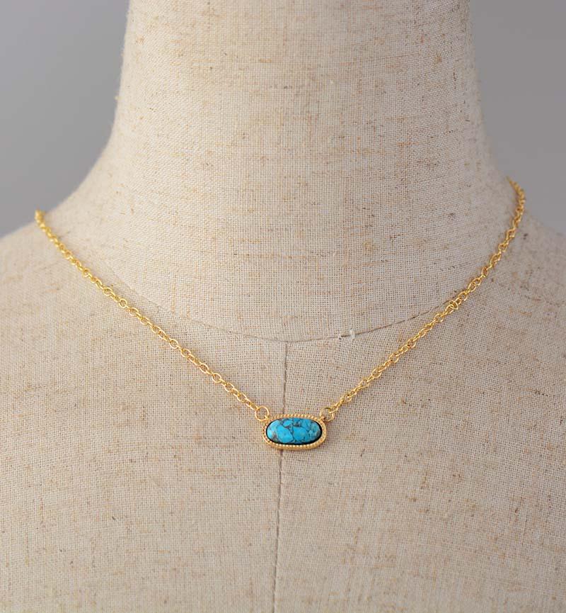 Collier Exquis et Pendentif en Turquoise