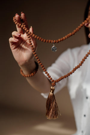 Collier Mala de Méditation Puissant en Rudraksha Japa