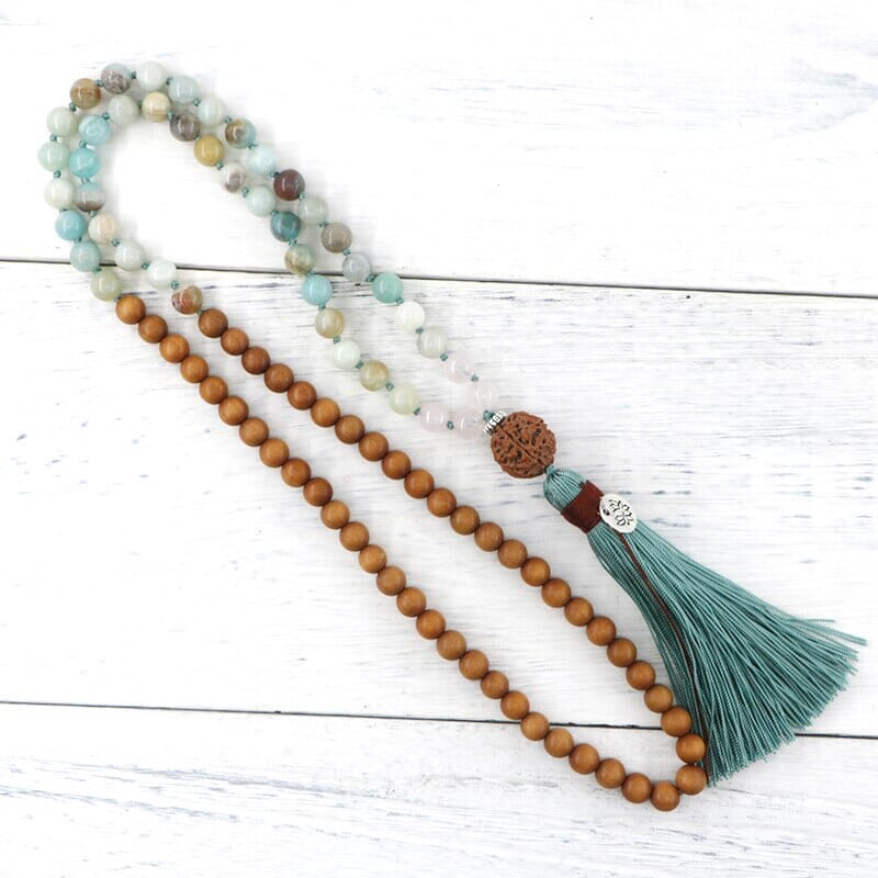 Collier Mala en Bois de Santal et Amazonite