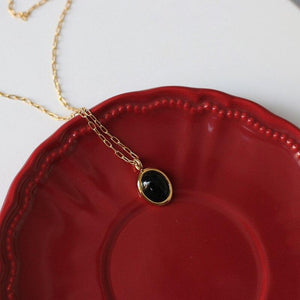 Collier Yin & Yang en Opale Blanche et Noire